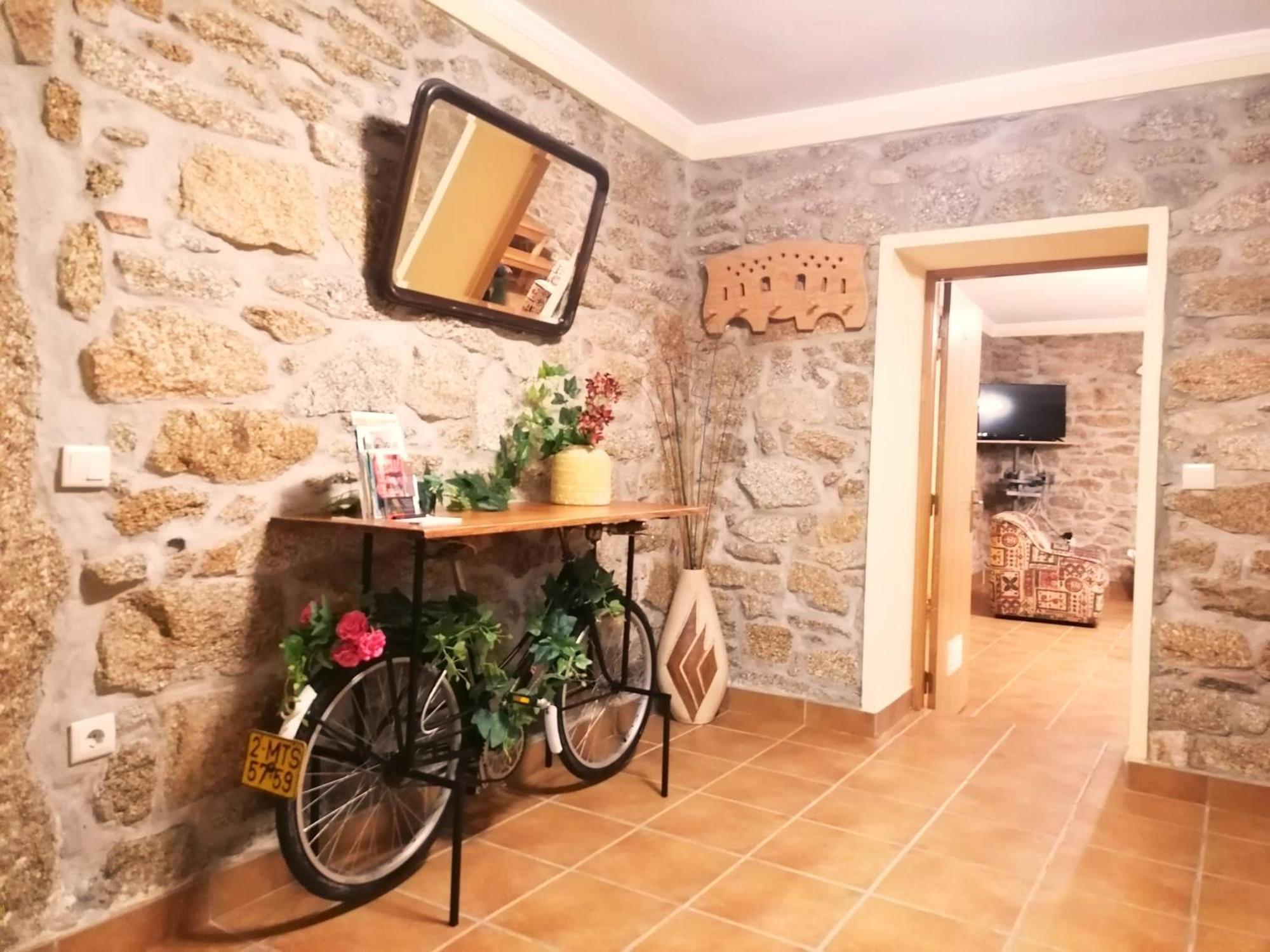 Casa De Macaneira Holiday home Miranda do Douro